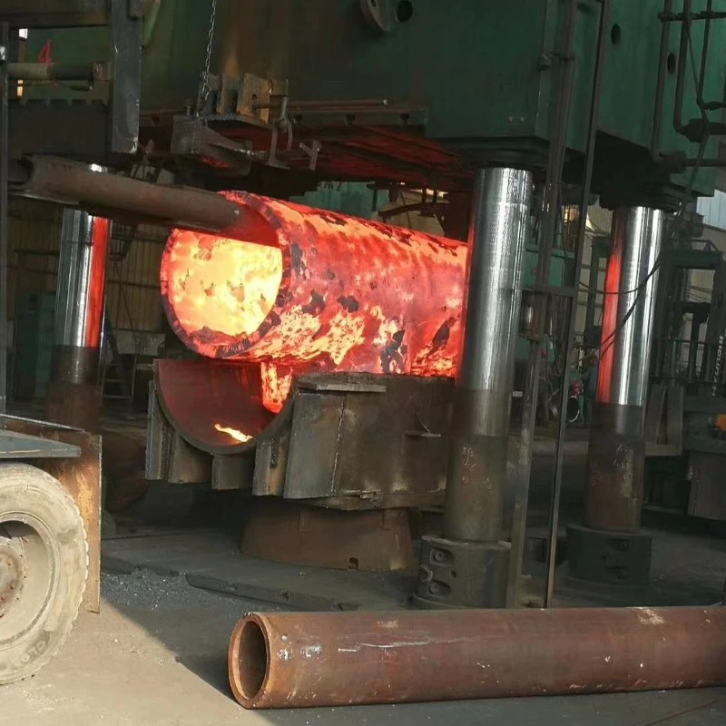 Hot Pressed Alloy Steel Tee